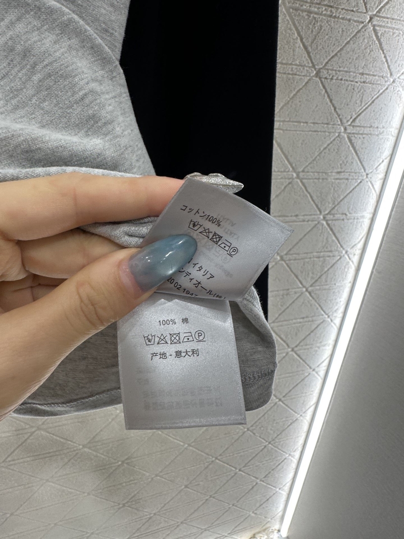 chr1st1an D10r shirts